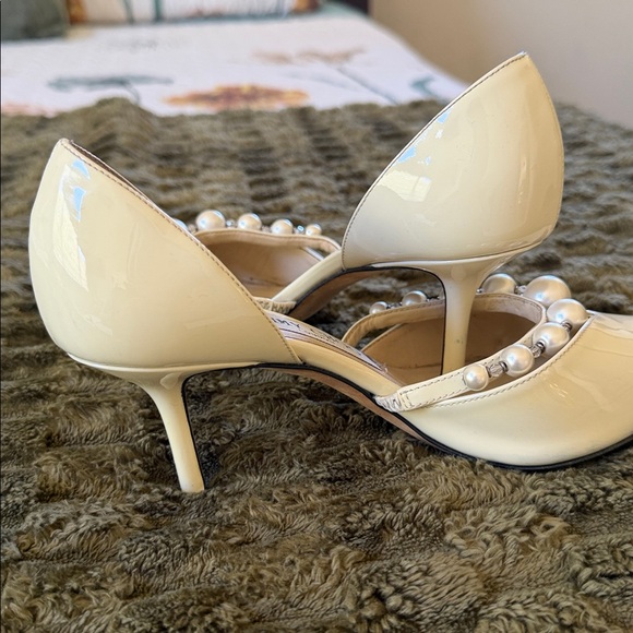 Jimmy Choo Cream Pearl-Adorned Heels - Picture 4 of 6